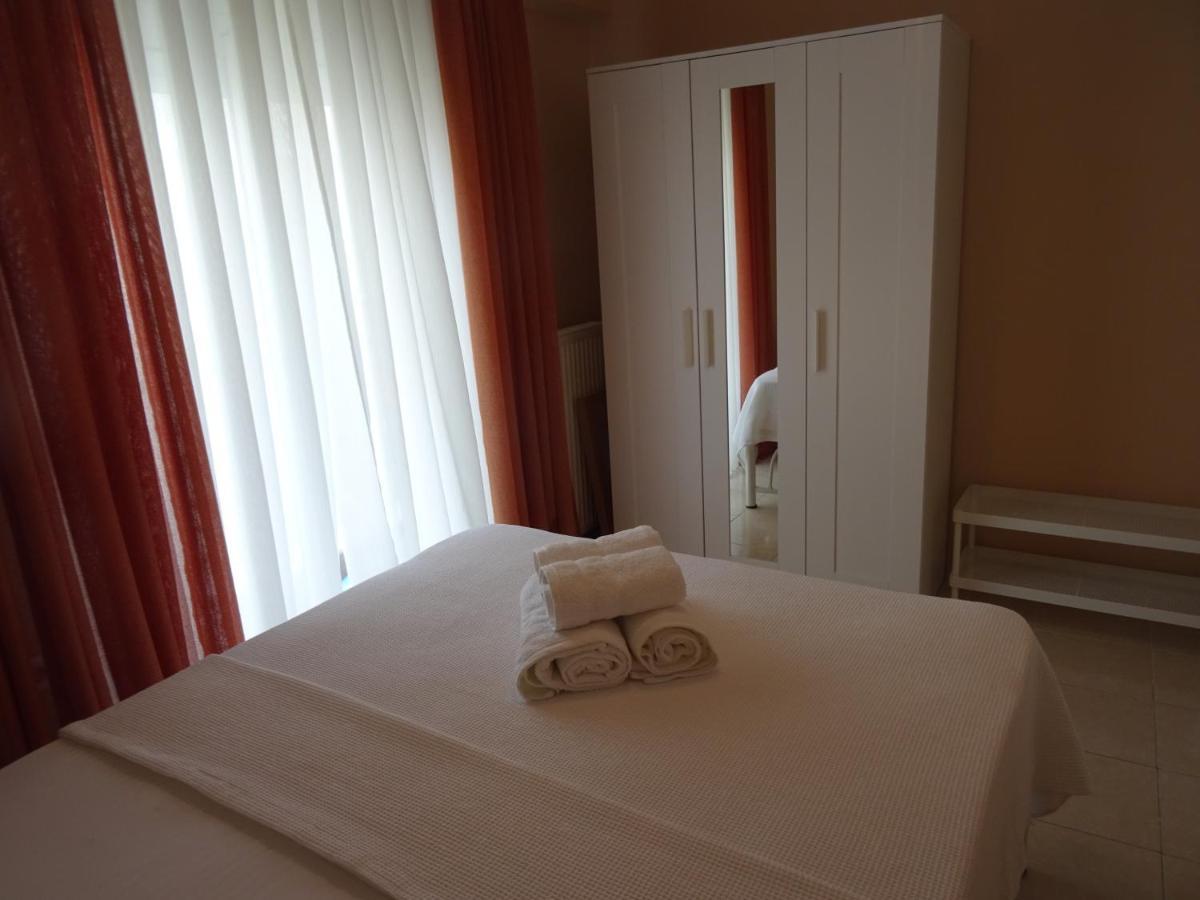 Joy'S Central Apartment Salonicco Esterno foto